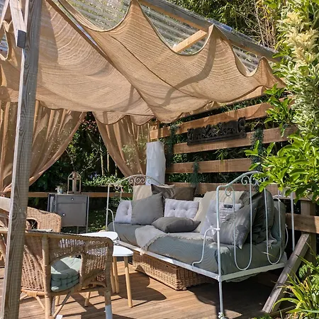 Couette-café Les Du Vieux Quartier Thouars